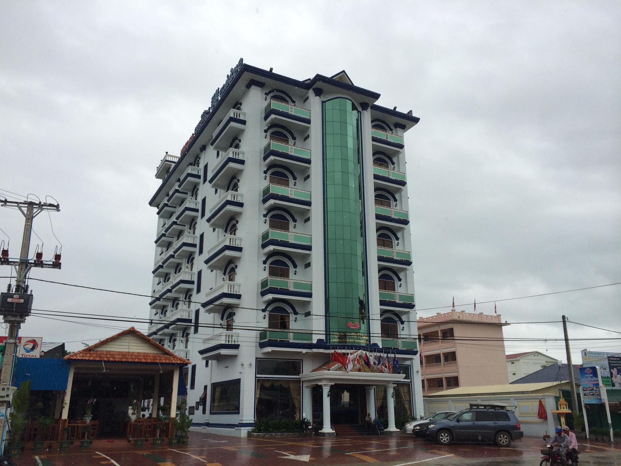 Emerald Bb Battambang Hotel מראה חיצוני תמונה