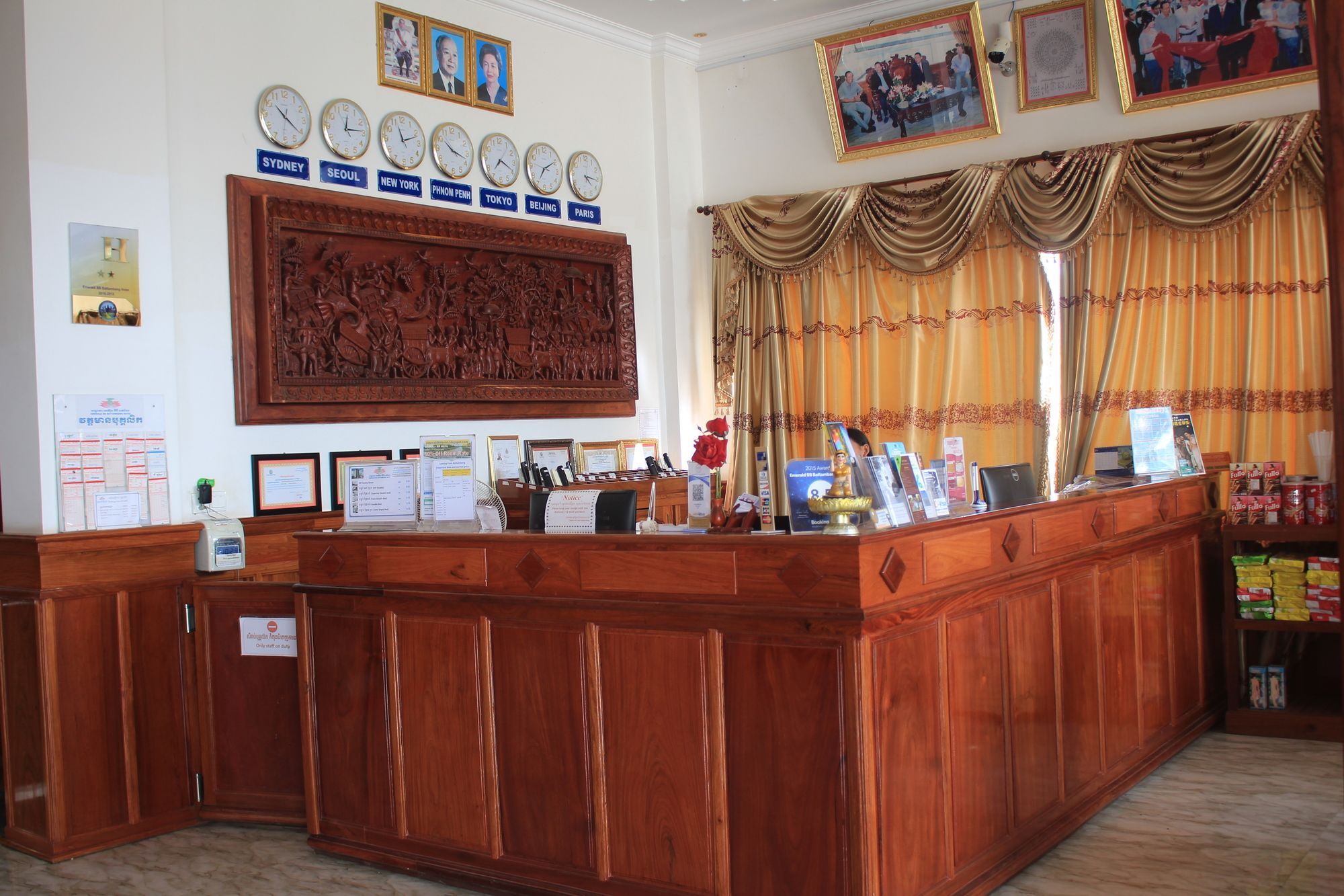 Emerald Bb Battambang Hotel מראה חיצוני תמונה